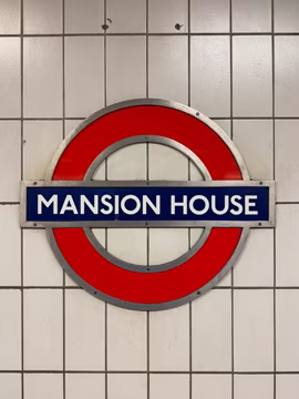 Лондонське метро офігезне, обожнюю.