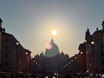 Знов відвідав Ватикан. Папу римського знов не зустрів.