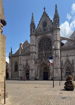 Побував у Дюнкерку. Евакуюватись звідти в Британію не довелось.