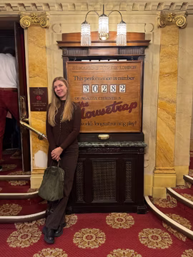 Сходили на 30282 виставу легендарної вистави «Мишоловка». Дякую друзям за цей незабутній досвід.